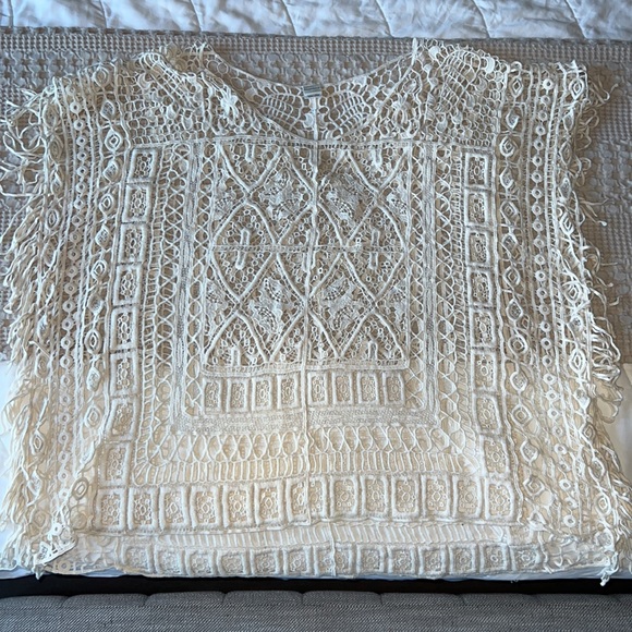 L SPACE SWIM COVER-UP - Picture 3 of 9